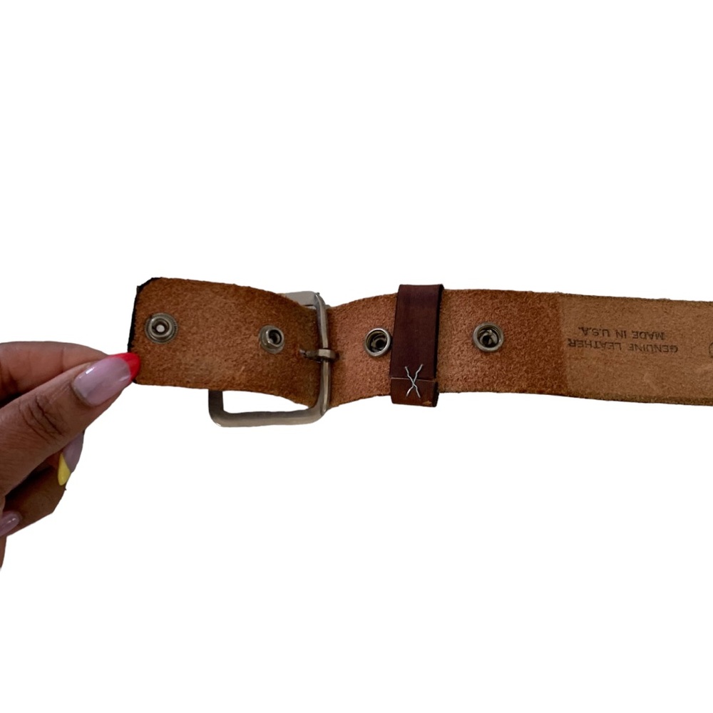 Vintage Tooled Bluegrass Music Brown Leather Belt Size 30 Made in USA - Picture 7 of 10